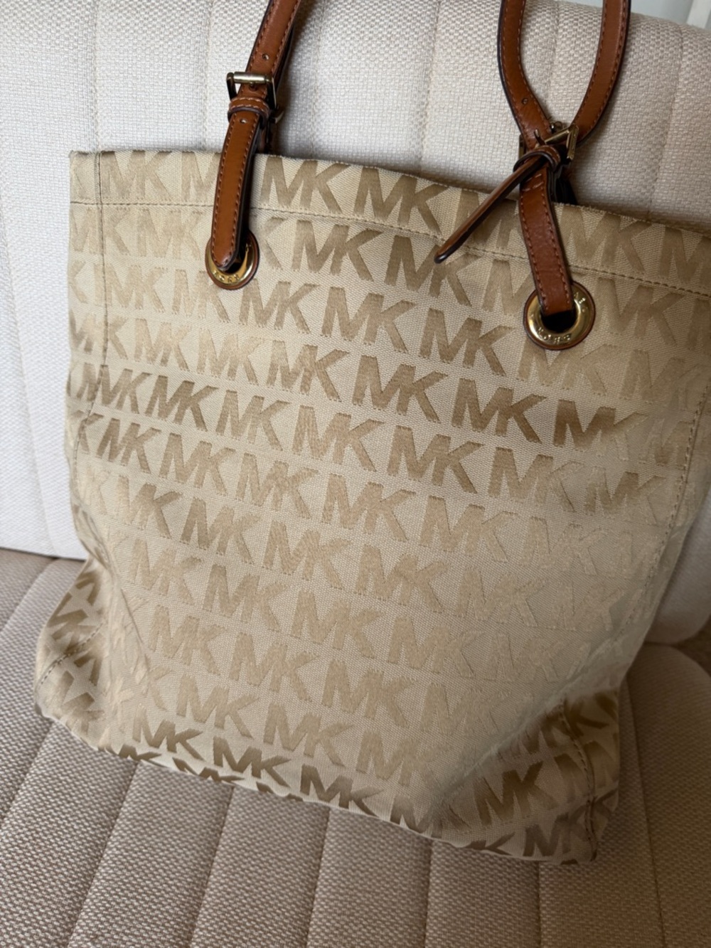 Michael Kors Tan Monogram Tote with Brown Leather Handles - Picture 3 of 7